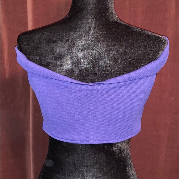 Crop top - Picture 2 of 3